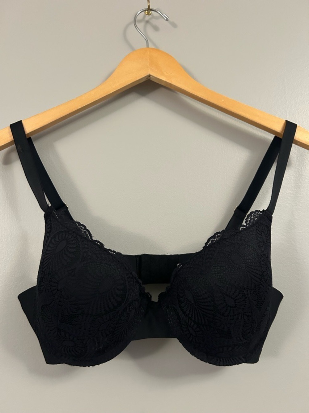 Jason Wu Black Lace Underwire Bra with Adjustable Straps 38C